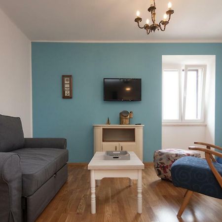 Apartment Amare Seaview Ровінь Екстер'єр фото