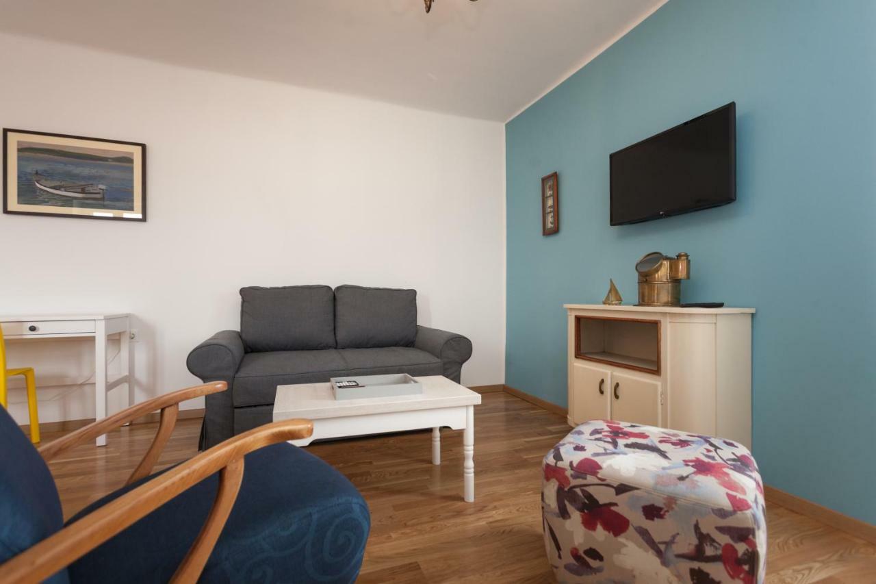 Apartment Amare Seaview Ровінь Екстер'єр фото